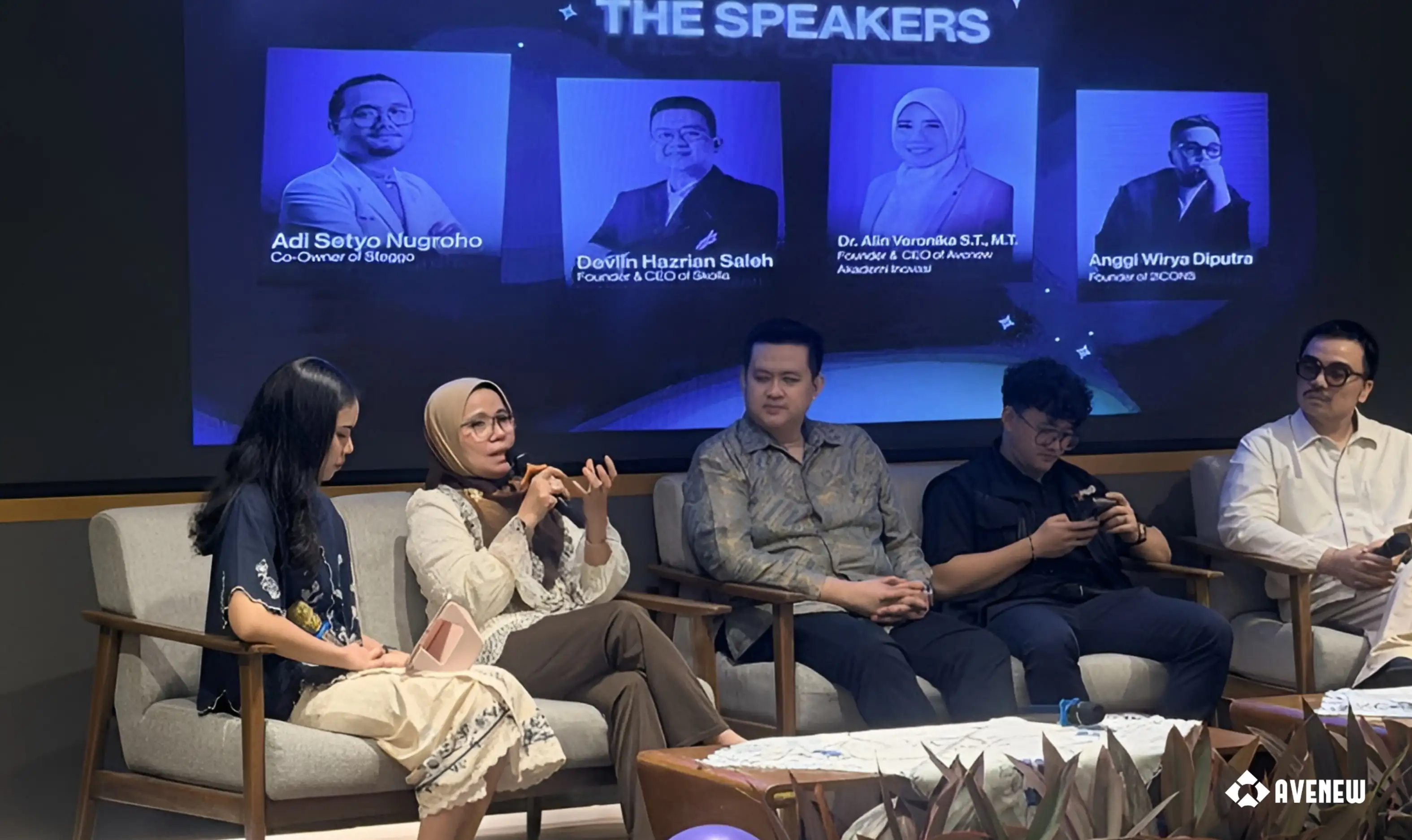 Dr. Alin Veronika berbagi wawasan seputar entrepreneurship dalam sesi Business Talkshow ENTERNS UI 2026.